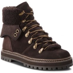 Trapery See By Chloé SB31120A. Pomarańczowe buty trekkingowe damskie See by Chloé, bez obcasa, bez zapięcia. W wyprzedaży za 1319,00 zł.