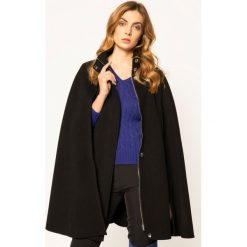 Ponczo Sportmax Code Tolmin 77310102. Czarne płaszcze damskie Sportmax Code, bez wzorów, z wełny. W wyprzedaży za 2099,00 zł.