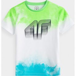T-shirt chłopięcy (122-164). T-shirty chłopięce bez wzorów, z bawełny, bez rękawów. W wyprzedaży za 34,99 zł.