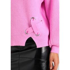 Swetry klasyczne damskie: Miss Selfridge JUMBO LATTICE Sweter pink
