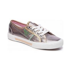 Trampki w kolorze srebrnym. Szare trampki i tenisówki damskie Melissa, Pepe Jeans, bez wzorów, z materiału, na sznurówki. W wyprzedaży za 99,95 zł.