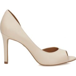 Czółenka: Beżowe czółenka peep toe