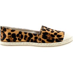 Espadryle damskie w panterkę (40). Pomarańczowe espadryle damskie Estetino, bez wzorów, z zamszu, bez obcasa. Za 39,00 zł.