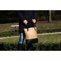 Torba na ramię, na codzień, eko skóra, skaj. Brązowe torby na zakupy damskie marki Pakamera, ze skóry. Za 120,00 zł.