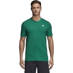KOSZULKA ADIDAS ESSENTIALS BASE TEE (XXL). Koszulki męskie Adidas, xxl, bez wzorów, klasyczne, z klasycznym kołnierzykiem, z krótkim rękawem, krótkie. W wyprzedaży za 59,99 zł.