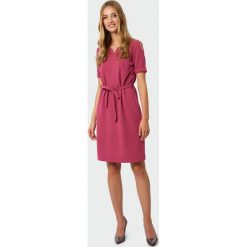 Sukienka dzianinowa elegancka - 40. Sukienki damskie e-margeritka.pl, do pracy, bez wzorów, z poliesteru, eleganckie, bez kołnierzyka, z długim rękawem, długie, maxi. Za 119,99 zł.