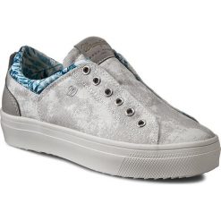 Sneakersy WRANGLER - Sheena Low Laminated WL161555 Silver 4. Szare półbuty damskie Wrangler, bez wzorów, ze skóry ekologicznej, bez obcasa, na koturnie, bez zapięcia. W wyprzedaży za 189,00 zł.