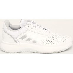 Adidas - Buty Courtsmash. Białe buty sportowe damskie Adidas, bez wzorów, ze skóry, sportowe. W wyprzedaży za 199,90 zł.