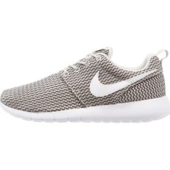 Nike Sportswear ROSHE ONE Tenisówki i Trampki light bone/white/cobblestone. Białe tenisówki męskie marki Nike Sportswear, z materiału. W wyprzedaży za 215,20 zł.