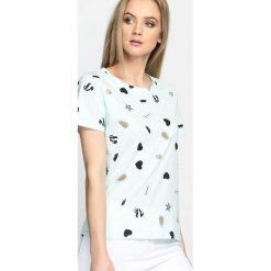Miętowy T-shirt Novel Idea. Zielone bluzki damskie marki Born2be, l. Za 19,99 zł.