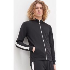 Rozpinana bluza z lampasami - Czarny. Czarne bluzy męskie House, s, bez wzorów, bez kołnierzyka, bez rękawów, bez kaptura. W wyprzedaży za 69,99 zł.