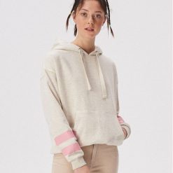 Bluza kangurka z kapturem - Kremowy. Białe bluzy damskie Sinsay, s, bez wzorów, bez rękawów, z kapturem. Za 59,99 zł.