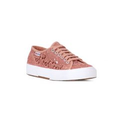 Buty Superga MACRAME PEACH. Różowe trampki i tenisówki damskie Superga, bez wzorów, bez zapięcia. Za 342,61 zł.
