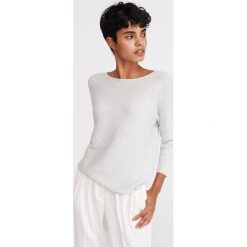 Sweter z prążkowanej dzianiny - Jasny szary. Szare swetry damskie Reserved, s, bez wzorów, z dzianiny, bez rękawów, bez kaptura. Za 69,99 zł.