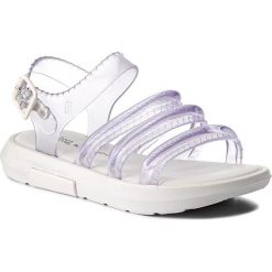 Sandały MELISSA - Flox + Vitorino Campos 32228 White/Glass 52961. Fioletowe klapki damskie Melissa, bez wzorów, z tworzywa sztucznego, bez obcasa. W wyprzedaży za 209,00 zł.