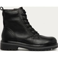 Tamaris - Workery. Czarne workery damskie Tamaris, z gumy, z okrągłym noskiem, bez obcasa, na obcasie, na sznurówki. Za 359,90 zł.