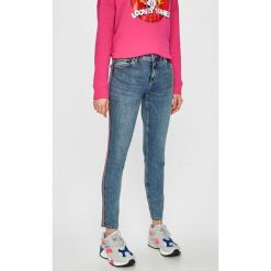 Only - Jeansy. Niebieskie jeansy damskie ONLY. W wyprzedaży za 59,90 zł.
