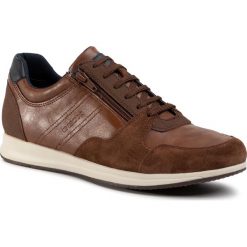Półbuty GEOX - U Avery B U02H5B 000ME C0013 Brown. Pomarańczowe półbuty męskie Geox, na co dzień, bez wzorów, ze skóry ekologicznej, eleganckie, bez zapięcia. Za 349,00 zł.