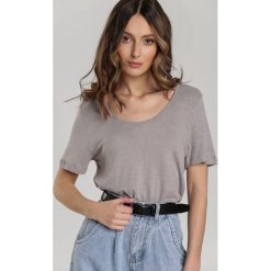 Khaki T-shirt Menithoe. Brązowe bluzki damskie Renee, s, bez wzorów, z jeansu, klasyczne, z okrągłym kołnierzem, z krótkim rękawem. Za 59,99 zł.