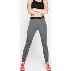 Calvin Klein Jeans - Legginsy. Szare jeansy damskie marki Calvin Klein Jeans, s, z elastanu. W wyprzedaży za 299,90 zł.
