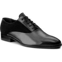 Półbuty KAZAR - Ronaldo 28940-24-00 Czarny. Czarne buty wizytowe męskie Kazar, bez wzorów, ze skóry, eleganckie, bez zapięcia. W wyprzedaży za 249,00 zł.