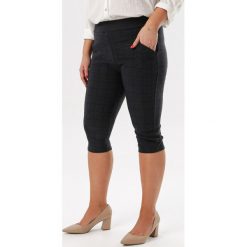 Granatowe Spodnie Myssis. Niebieskie jeansy damskie Born2be, xl. W wyprzedaży za 39,99 zł.
