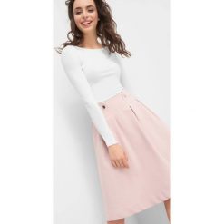 Rozkloszowana spódnica midi. Brązowe spódniczki damskie Orsay, na imprezę, z aplikacjami, z elastanu, z podwyższonym stanem, midi, rozkloszowane. Za 139,99 zł.