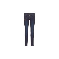 Jeansy slim fit Freeman T.Porter COREENA SDM. Niebieskie rurki damskie marki Freeman T. Porter, bez wzorów, z jeansu. Za 319,20 zł.