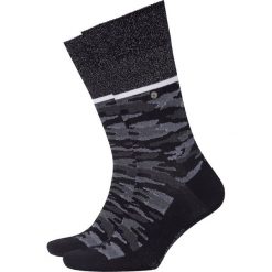 Skarpety BURLINGTON GLITTER CAMO. Szare skarpetki męskie Burlington, z nadrukiem, z dzianiny. Za 70,00 zł.