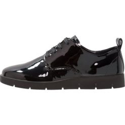 Ecco BELLA Oksfordki black. Czarne półbuty damskie ecco, bez wzorów, ze skóry, bez obcasa, na sznurówki. Za 359,00 zł.
