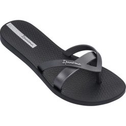 IPANEMA KIREI FEM > 81805-24145. Klapki damskie Ipanema, w paski, z gumy, na wysokim obcasie. Za 99,99 zł.