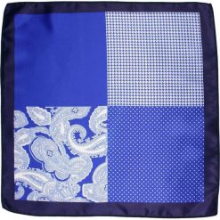 Niebiesko-Granatowa Elegancka Poszetka Męska -ALTIES- 34x34 cm, Poczwórny Wzór POSZALTS0494. Niebieskie poszetki męskie Alties, bez wzorów, eleganckie. Za 27,00 zł.