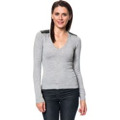 Swetry klasyczne damskie: Sweter w kolorze szarym