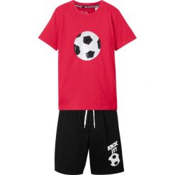 Shirt z obracanymi cekinami + krótkie spodenki (2 części) bonprix czerwono-czarny. Czerwone t-shirty chłopięce bonprix, z nadrukiem, z krótkim rękawem. Za 59,99 zł.