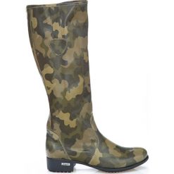Kozaki - skóra naturalna - model 160 - kolor moro. Szare kozaki damskie Zapato, na co dzień, na zimę, z jeansu, eleganckie, przed kolano, na niskim obcasie, na płaskiej podeszwie, bez zapięcia. W wyprzedaży za 349,30 zł.