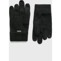 Calvin Klein - Rękawiczki. Szare rękawiczki męskie Calvin Klein, bez wzorów, z elastanu. W wyprzedaży za 99,90 zł.