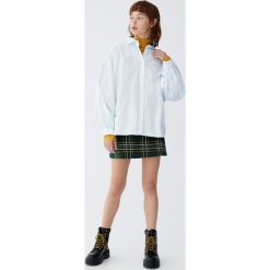 Koszula z bufiastymi rękawami. Szare koszule damskie Pull&Bear, bez wzorów, bez kołnierzyka, z długim rękawem. Za 99,90 zł.