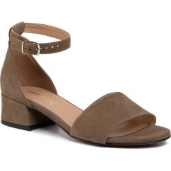 Sandały LASOCKI - 4490-01 Khaki. Zielone klapki damskie Lasocki, bez wzorów, ze skóry, bez obcasa, na obcasie. Za 179,99 zł.