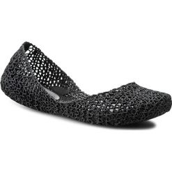Baleriny MELISSA - Campana Papel VII Ad 31512 Black Glitter 52682. Czarne baleriny damskie Melissa, na co dzień, bez wzorów, z tworzywa sztucznego, klasyczne, bez obcasa, na płaskiej podeszwie, bez zapięcia. Za 349,00 zł.