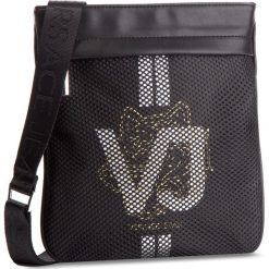 Saszetka VERSACE JEANS - E1YTBB12 70892 899. Czarne torby męskie skórzane Versace Jeans, bez wzorów, z jeansu, młodzieżowe. W wyprzedaży za 279,00 zł.