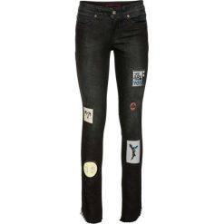 Dżinsy SKINNY z naszywkami bonprix czarny. Czarne jeansy damskie bonprix, z aplikacjami, z jeansu. Za 59,99 zł.