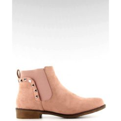 Różowe Zamszowe sztyblety z ćwiekami F175 Pink. Różowe botki damskie ButyModne, z zamszu, z okrągłym noskiem, bez obcasa, bez zapięcia. Za 117,94 zł.