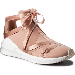Buty PUMA - Fierce Rope Satin EP Wn's 190538 01 Peach Beige/Puma White/Pearl. Różowe buty sportowe damskie marki Puma, bez wzorów, ze skóry ekologicznej, sportowe, na fitness i siłownię. W wyprzedaży za 289,00 zł.