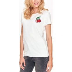 T-SHIRT DAMSKI Z CEKINOWĄ NASZYWKĄ. Szare t-shirty damskie Top Secret, z aplikacjami. Za 14,99 zł.