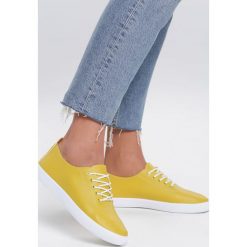 Żółte Trampki Require. Żółte trampki i tenisówki damskie Inny, bez wzorów, na sznurówki. Za 59,99 zł.