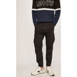 Levi's - Spodnie. Czarne spodnie męskie Levi's®, na co dzień, s, bez wzorów, z elastanu, casualowe. Za 379,90 zł.