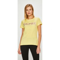 Answear - Top. Różowe topy damskie marki ANSWEAR, z dzianiny. W wyprzedaży za 39,90 zł.