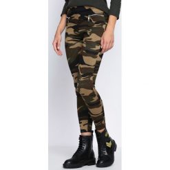 Ciemnobeżowe-Moro Legginsy So Close. Brązowe legginsy we wzory Born2be, l. Za 24,99 zł.