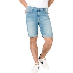 Calvin Klein Szorty Niebieski. Niebieskie spodenki i szorty męskie Calvin Klein, bez wzorów, z elastanu. Za 342,95 zł.