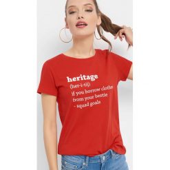 T-shirt z napisem. Czerwone t-shirty damskie marki Orsay, s, z napisami, z bawełny. W wyprzedaży za 15,00 zł.